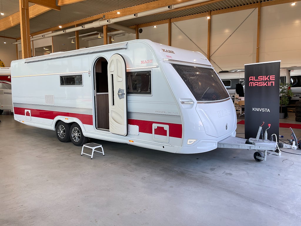 Kabe Royal 740 GXL XL KS /ALDE/AC/Micro/Ugn/Pås markis/Utv dusch/Över