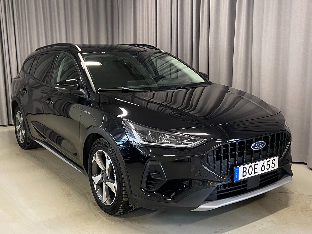 Ford Focus Active Kombi 125hk Active Business Navi Backkamera