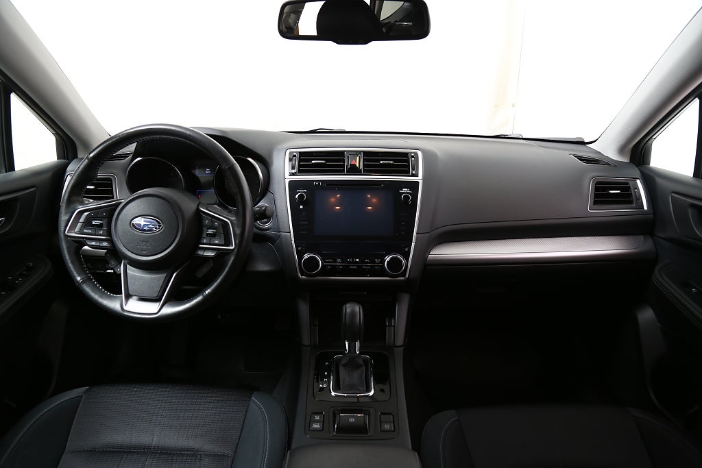 Subaru Outback 2,5i 175hk Active AWD Aut Kamera Eyesight 2020