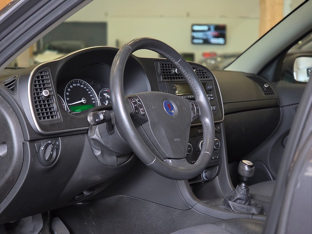 Saab 9-3 SportSedan 1.9 TTiD Linear / 1-ägare / Full historik /