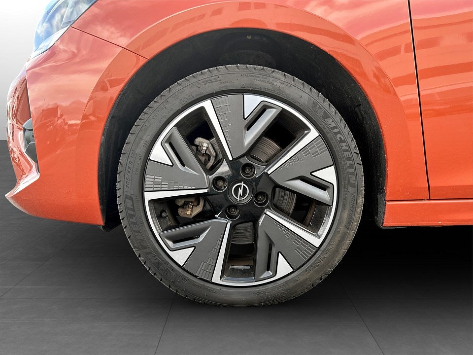 Bild på Opel Corsa-e Designline 50 kWh 136hk Aut - CARPLAY-KAMERA