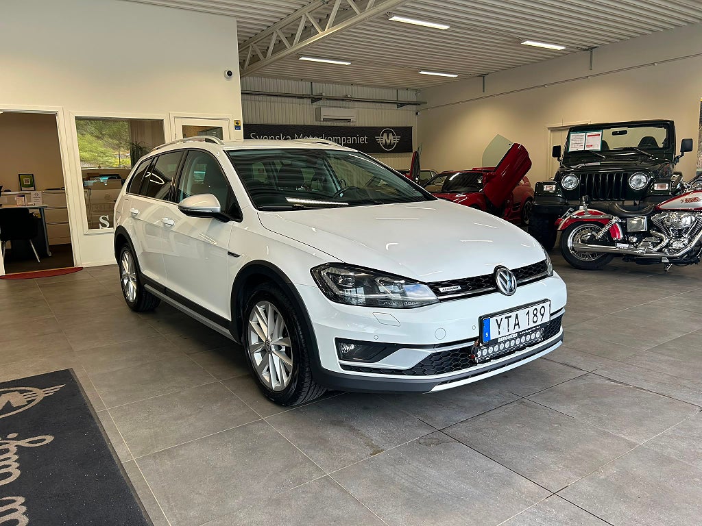 Volkswagen Golf Alltrack 2.0 TDI 4Motion Alltrack Massage Adaptiv Värmare Drag