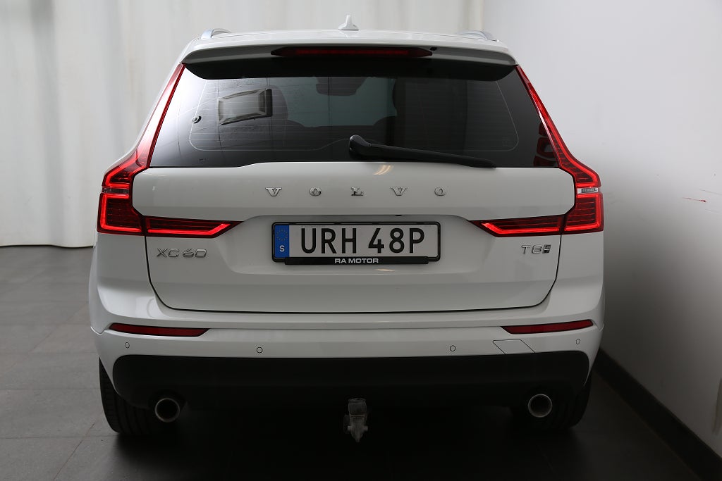 Volvo XC60 T8 Twin Engine AWD Momentum Edt Aut Pano Drag Leasbar 2020