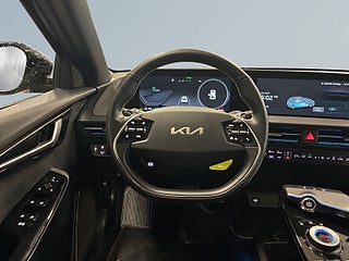 Kia EV6 GT AWD 585 hk S&Vhjul/Taklucka/360/Meridian/HuD/Ambient – bild 9