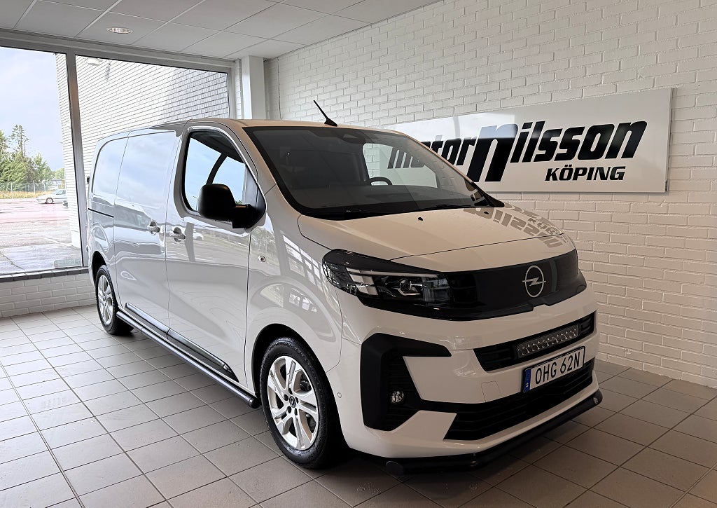 Opel Vivaro GS-Line Elite L2 2.2 150Hk Aut Drag Värmare Demobil