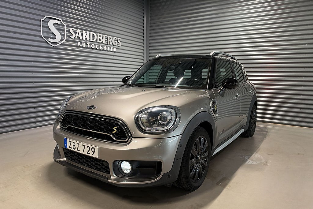 MINI Countryman Cooper SE ALL4 Backkamera Panorama H/K HuD Navi Skinn