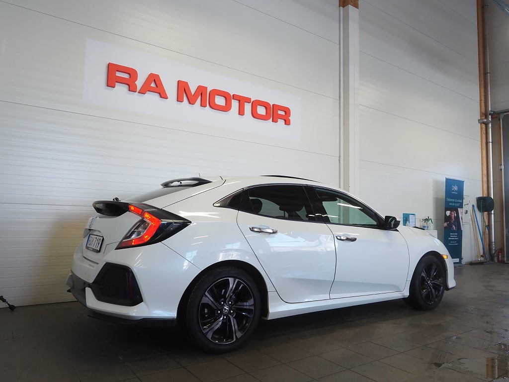 Honda Civic 1.5 i-VTEC Turbo 182hk Prestige |Pano|Kamera|Nav|Skinn| 2017