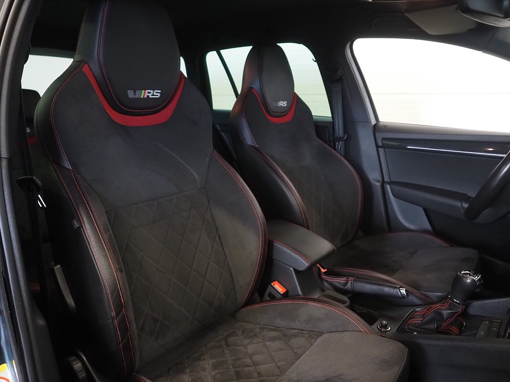 Skoda Octavia Kombi 2.0 TDI 4x4 RS Premium Dragpkt D-Värm 2018