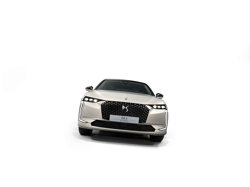 DS 4 130HK AUT  Exclusive thumbnail