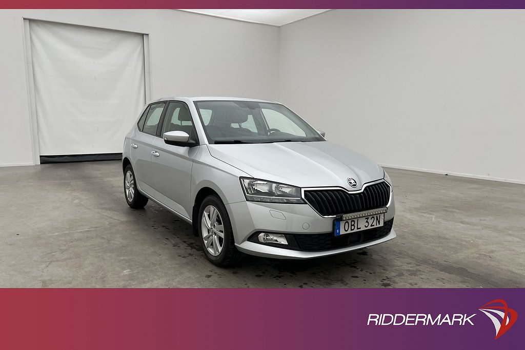 Skoda Fabia 1.0 TSI 95hk Comfort CarPlay Sensorer Dragkrok