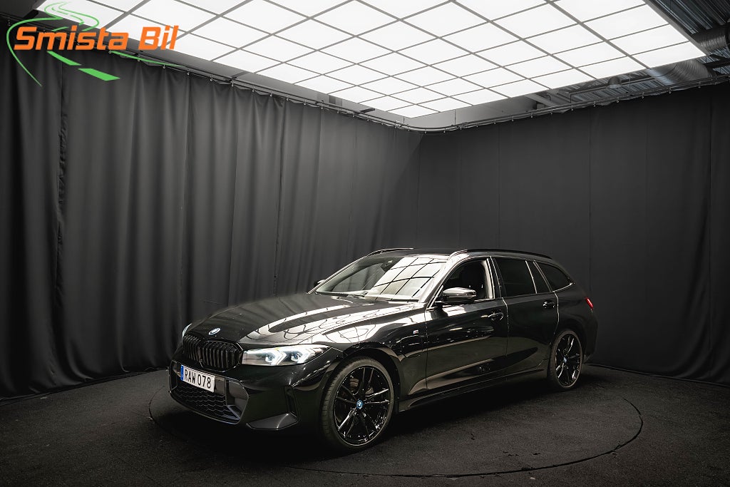 BMW 330e xDrive M Sport BLACK DRAG KAMERA 19'' 1-ÄGARE MOMS