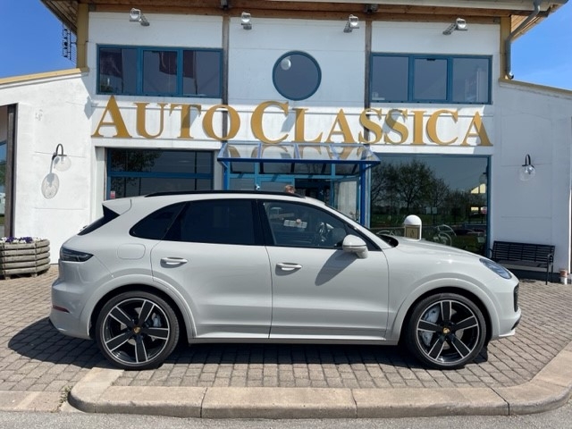 Porsche Cayenne Turbo GT 2022, kuva 7/10