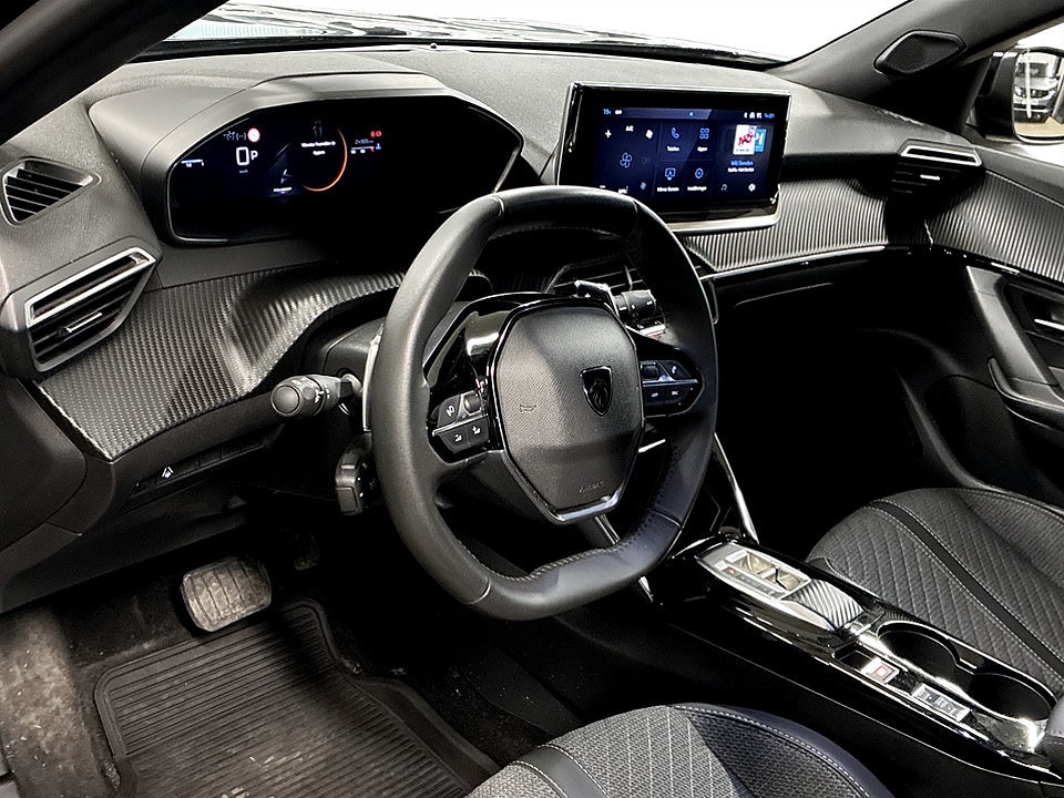 Bild på Peugeot 2008 Allure 1.2 PT 130hk Aut B-KAMERA CARPLAY
