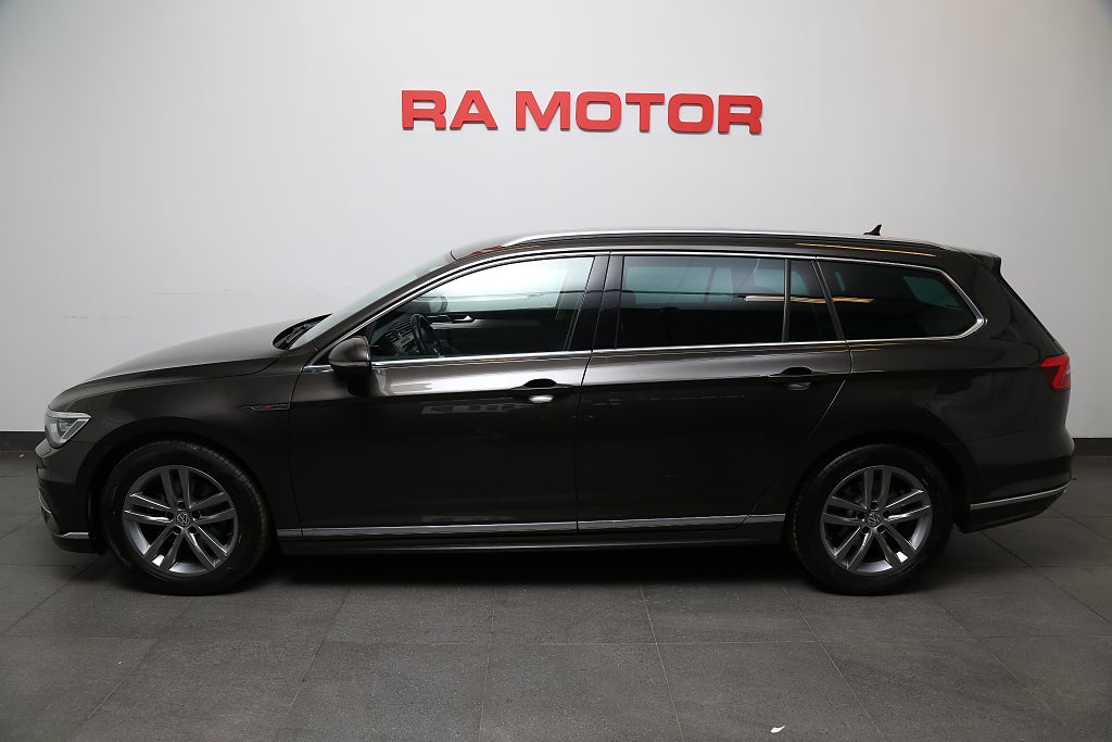 Volkswagen Passat TDI 190hk 4M Executive R-Line Drag Värmare 2018
