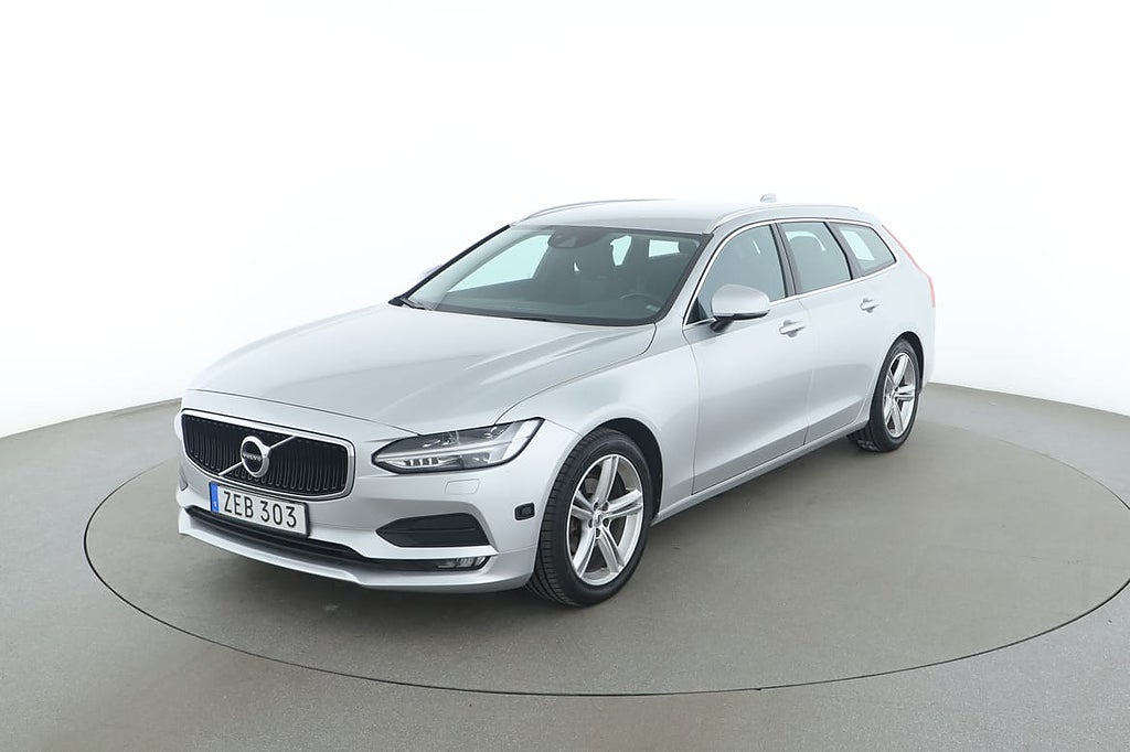 Volvo V90 D4 Momentum Advanced AWD / VOC, Rattvärme