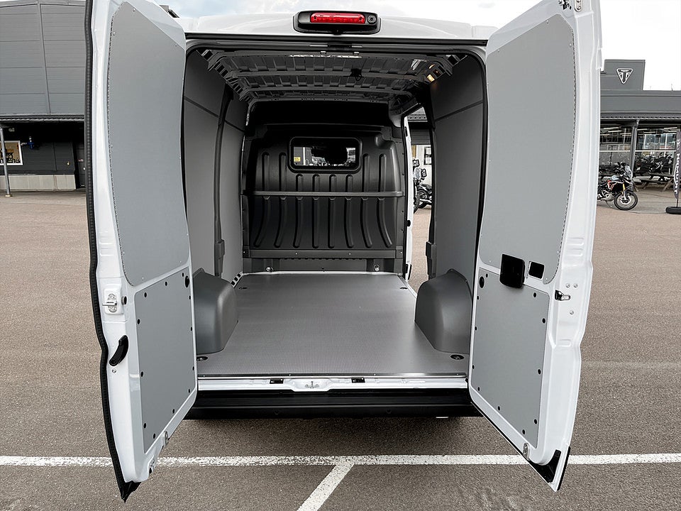 Bild på Citroën Jumper 140hk Aut L2H2 - OMGÅENDE LEVERANS!