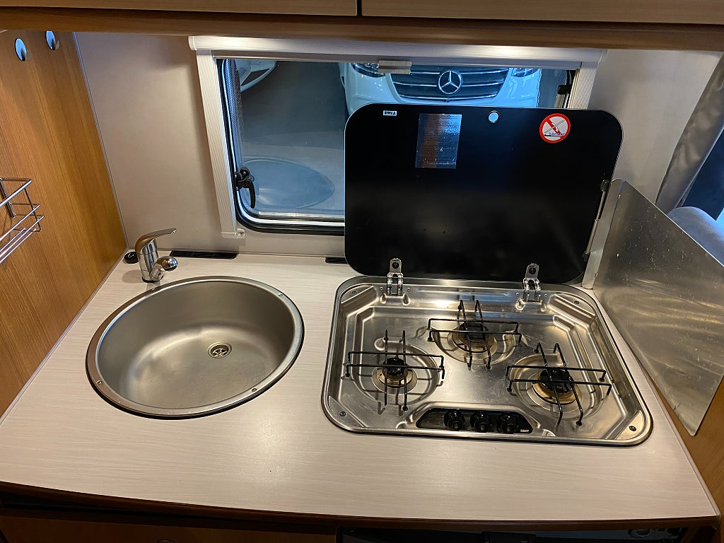 Carado A 241 / Solcell / B-körkort / Barnkammare / Cykelställ  - Carado