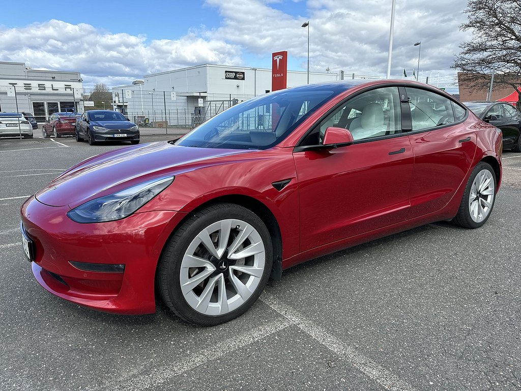 Tesla Model 3 Long Range AWD 19" EAP v-hjul 5,99% ränta