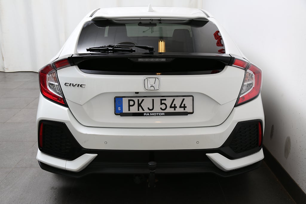 Honda Civic 1,5 i-VTEC Turbo 182hk 5D Panorama Skinn Drag 2017