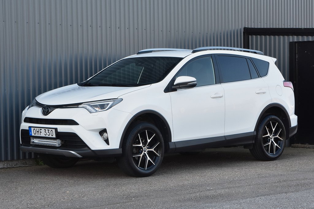 Toyota RAV4 2.0 4x4 Multidrive S Active Plus B-kamera