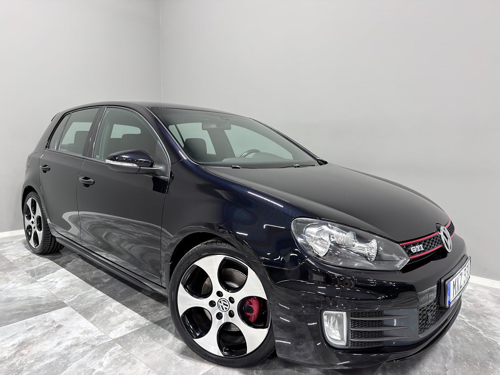 Volkswagen Golf GTI 2.0 TSI Manuell/Värmare/Nyservad/211HK