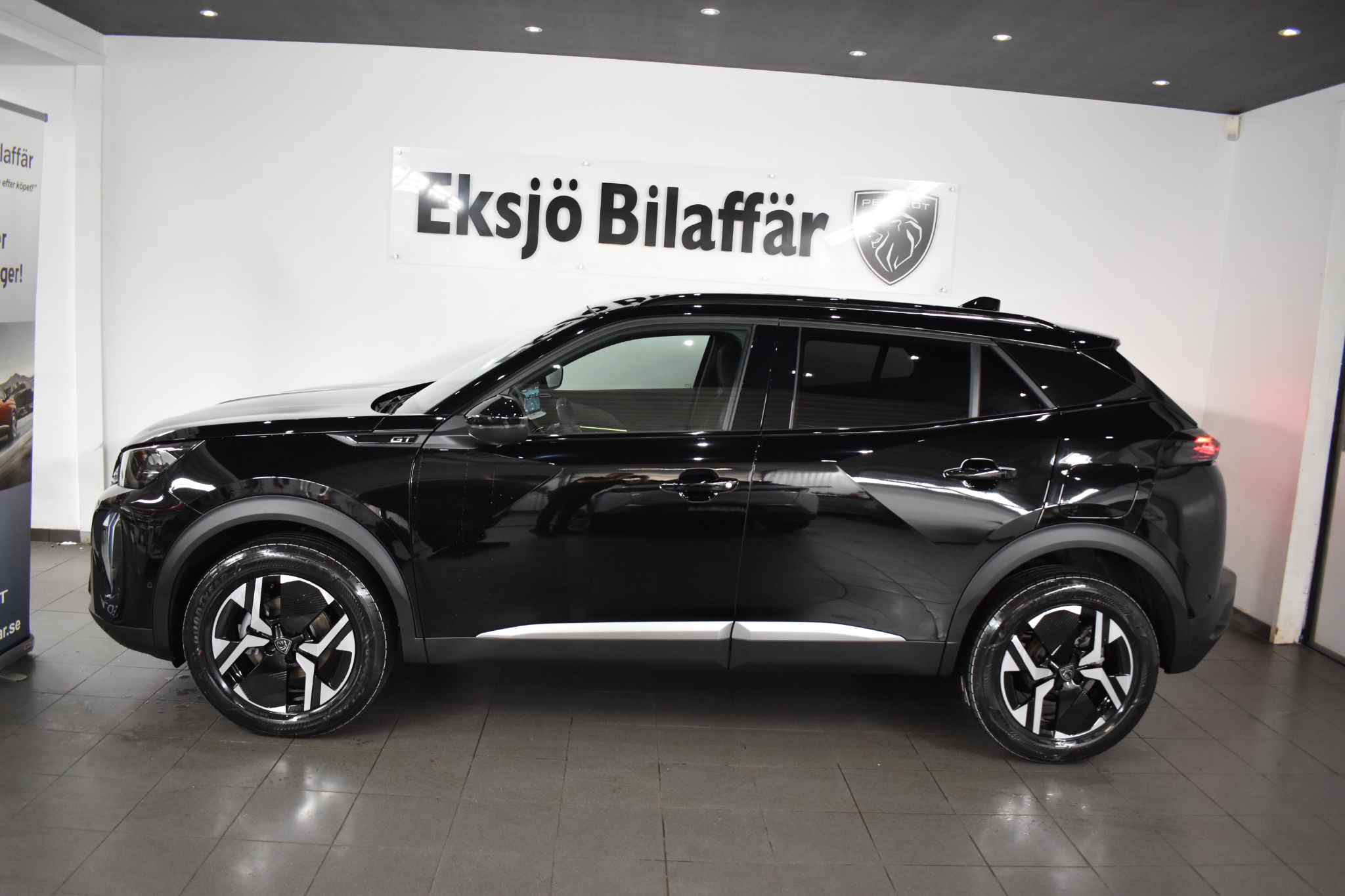 Peugeot 2008 GT Hybrid 145hk Automat 2026, photo 3/44
