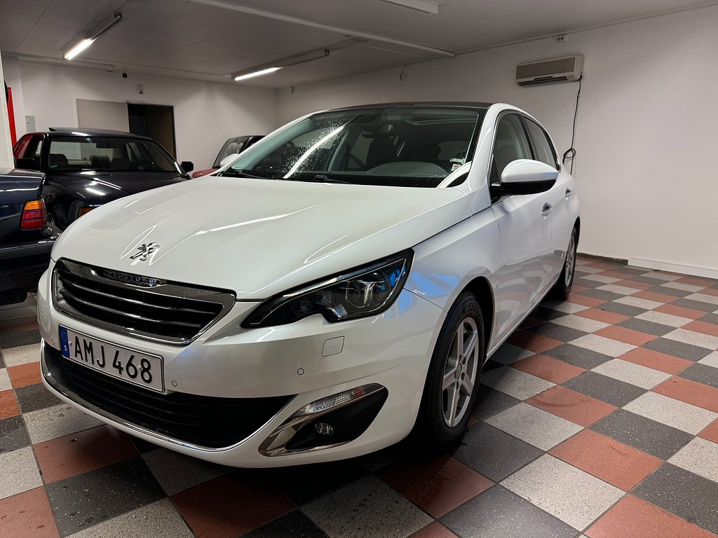 Peugeot 308 1.6 THP Allure/Panorama/Navigation/8400 mil