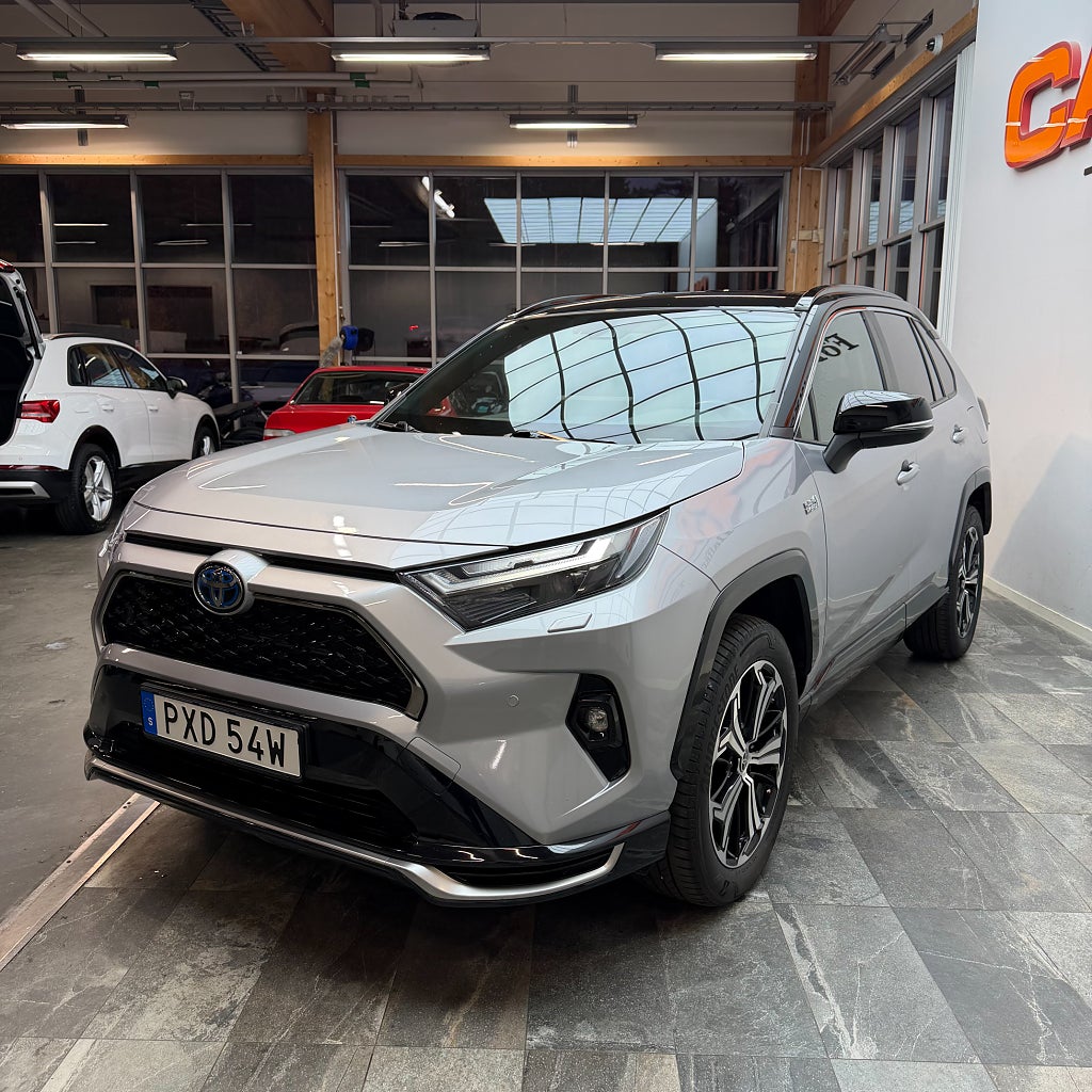 Toyota RAV4 Plug-in Hybrid E-CVT Style Backkamera Navi Drag