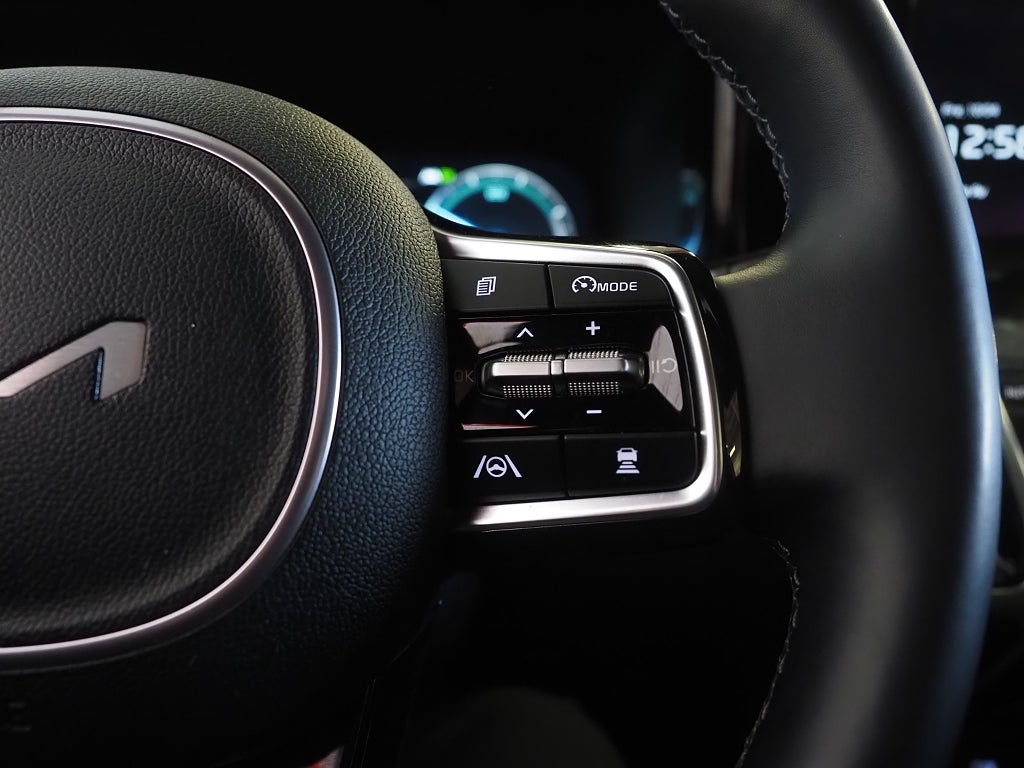 Kia Sorento PHEV 265hk Black Edition | Pano | Skinn | 7-sits | 360°