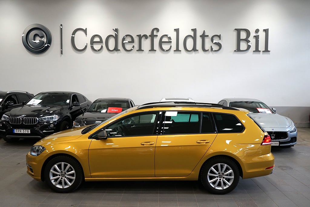 Volkswagen Golf Sportscombi 1.0 TSI PANO B-KAMERA P-SENSORER