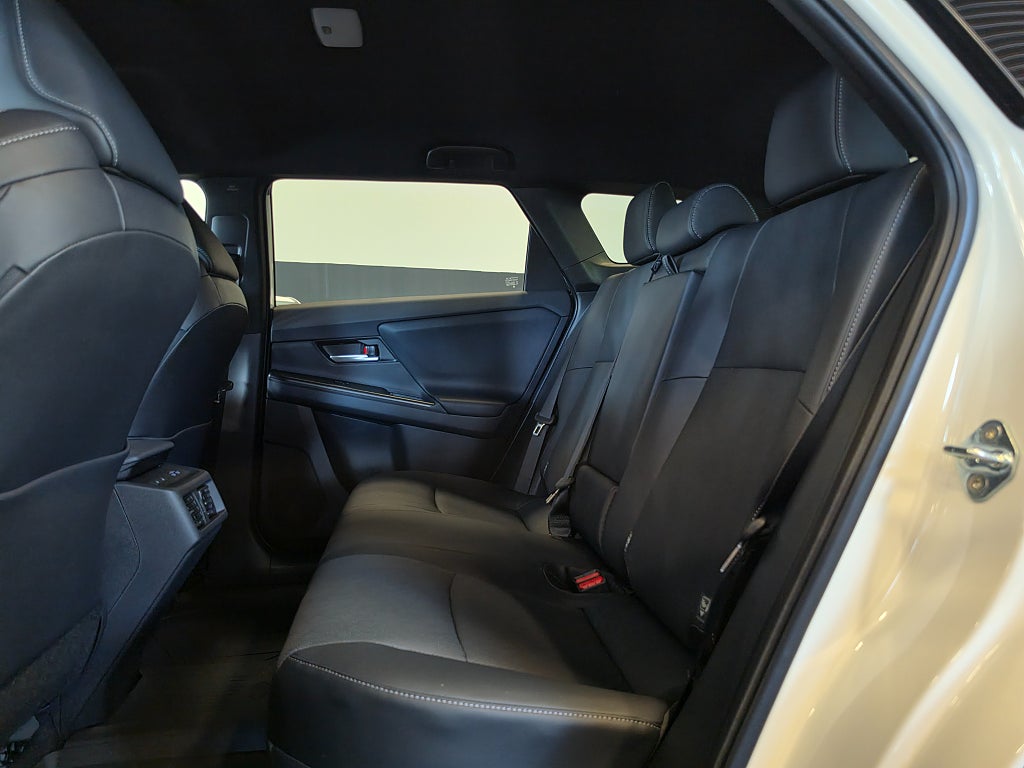 Subaru E-Outback Limited / 380hk / Värmepump / Lanseringskampanj /