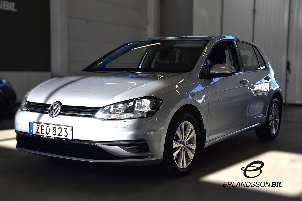 Volkswagen Golf 5-dörrar 1.0 TSI Base Euro 6 APPLE CARPLAY LÅG ÅRSSKATT