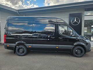 Transportbil - Skåp Mercedes-Benz Sprinter 2 av 4
