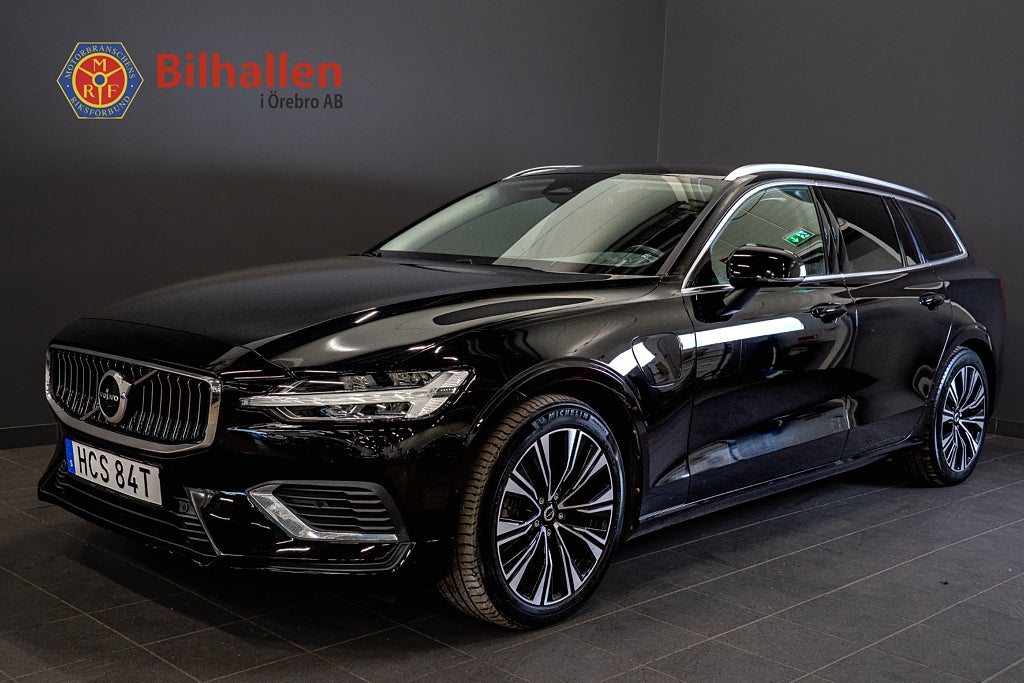 Volvo V60 Recharge T6 AWD Core Bright Drag Kamera Navigation