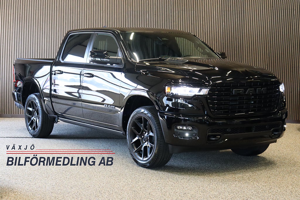 Dodge RAM  1500 Laramie Night Premium Hurricane E85 