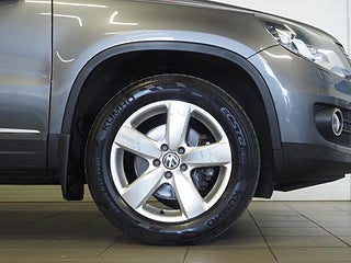 SUV Volkswagen Tiguan 8 av 22