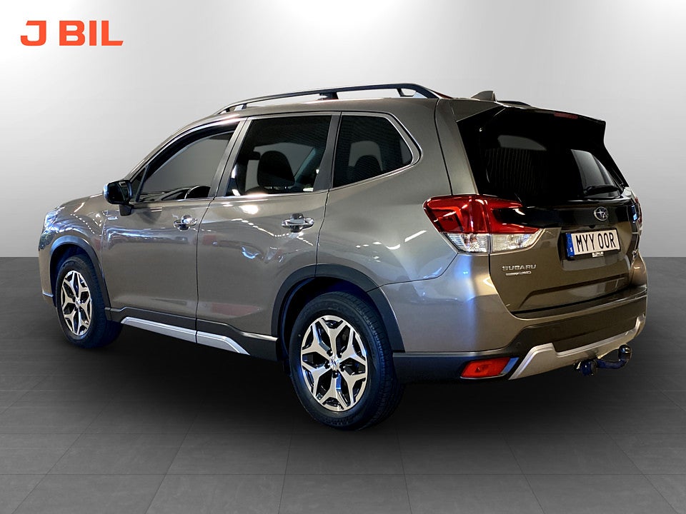 Bild på Subaru Forester Active e-Boxer 150hk Aut 4WD B-KAMERA CARPLAY