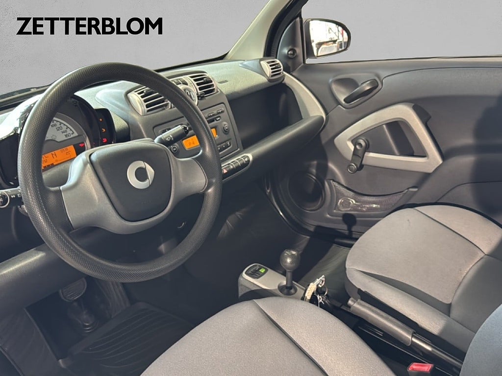 Halvkombi Smart fortwo 8 av 14