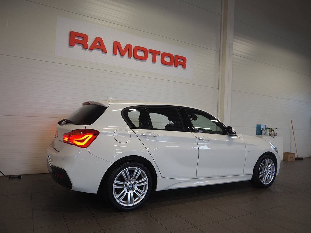 BMW 118 d xDrive 150hk M Sport PDC Farthållare 2017