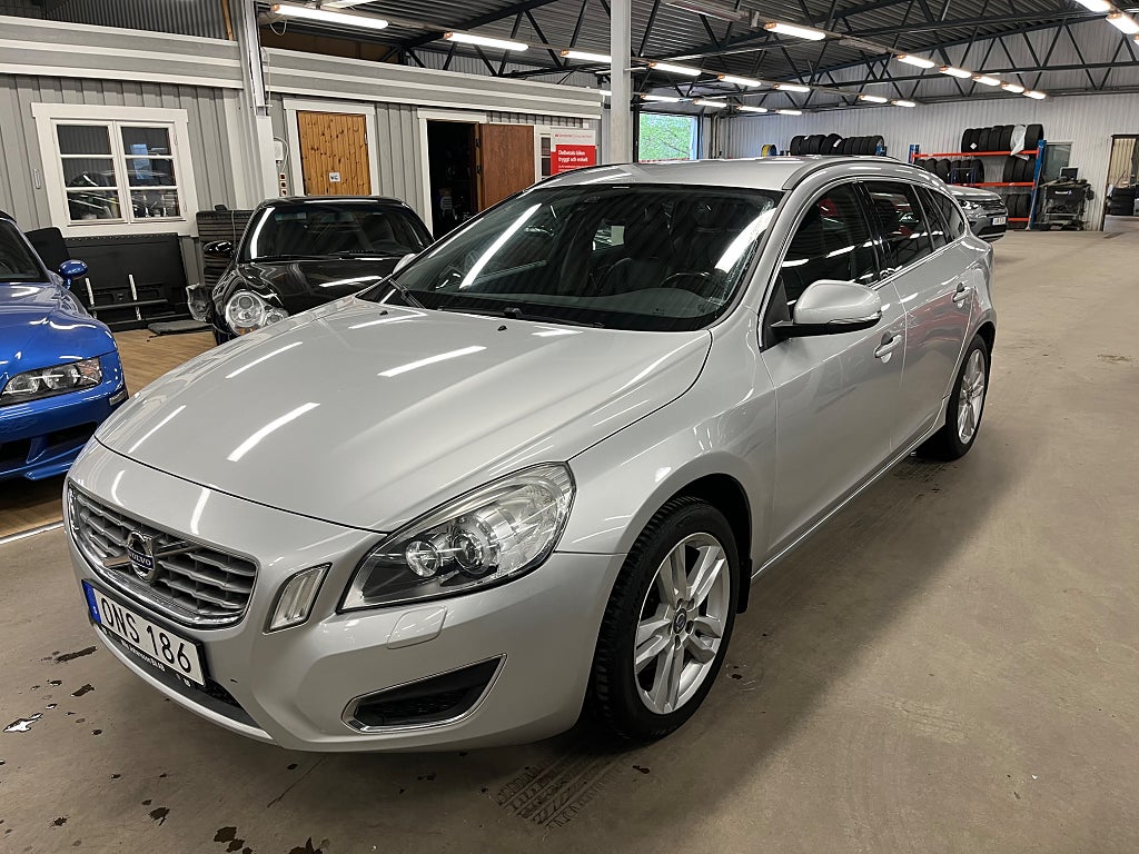 Volvo V60 D3 Momentum 136HK