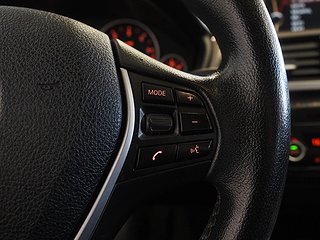 Sedan BMW 320 20 av 21