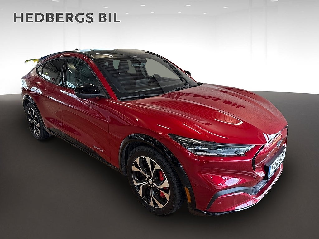 Ford Mustang Mach-E Standard range AWD