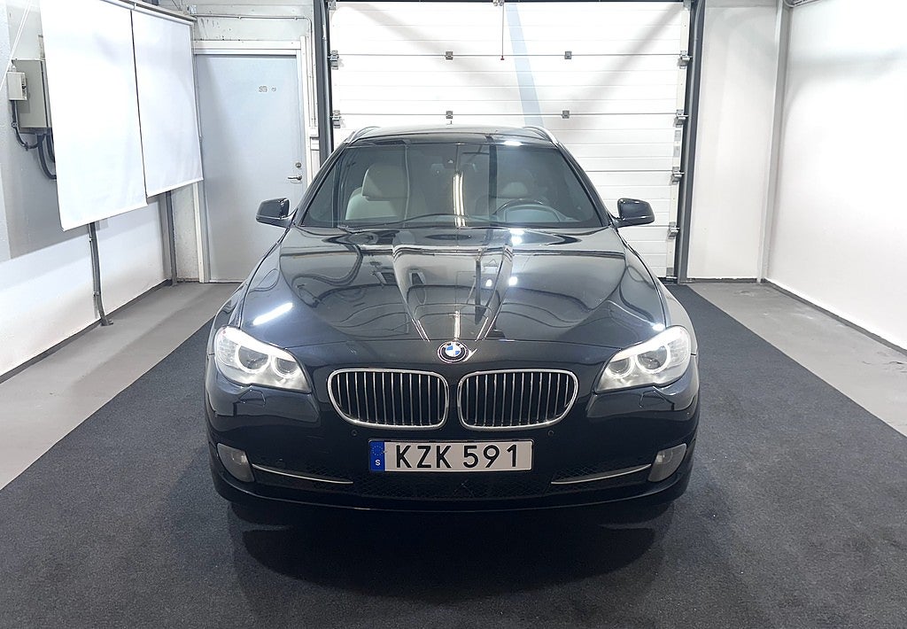 BMW 520d Touring Steptronic Euro 5 Ny Servat , SÅLD