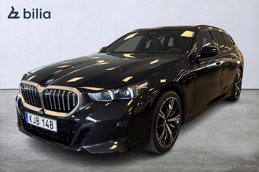 BMW 530e M Sport / B&W / 360 / Drag / Adaptiv / Rattvärme
