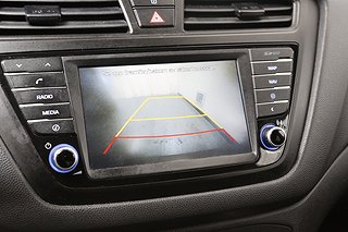 Halvkombi Hyundai i20 12 av 17