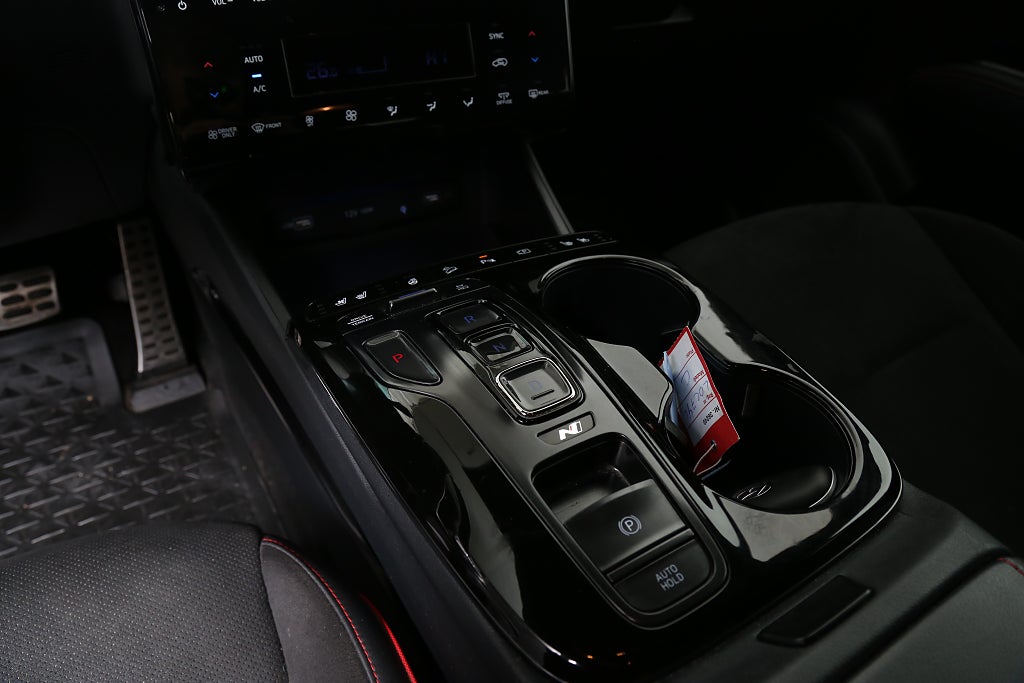 Hyundai Tucson 1,6T-GDi PHEV 265hk Aut N-Line 4WD 360° Minne Dragkrok 2022