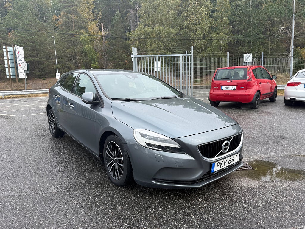 Volvo V40 T4 190hk Automat Business Advanced Navi Nyservad Euro 6