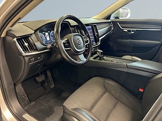 Volvo V90 Cross Country D4 AWD Pro Mvärme Dvärme Dragkrok Backkamera S&V-däck – bild 7