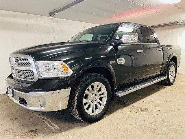 Dodge RAM 1500  Longhorn Luftfjädring  4WD  OBS 7300 mil !!!