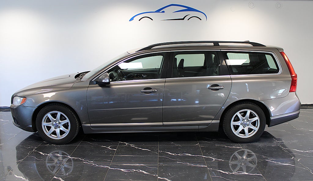 Volvo V70 1.6D DRIVe Momentum Dragkrok Värmare 1 Ägare